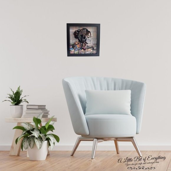 Booklover Shadow Box 8“ x 8“ filled with 48 mini books - Picture 4 of 4